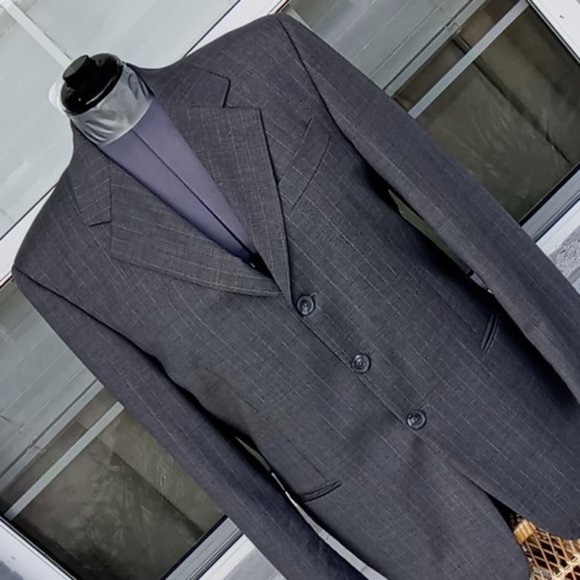 Gianfranco Ferre Vintage Men's Pin Stripe Blazer - Picture 3 of 15